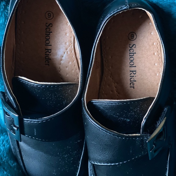 Dress shoes boys size 9T - Picture 4 of 5